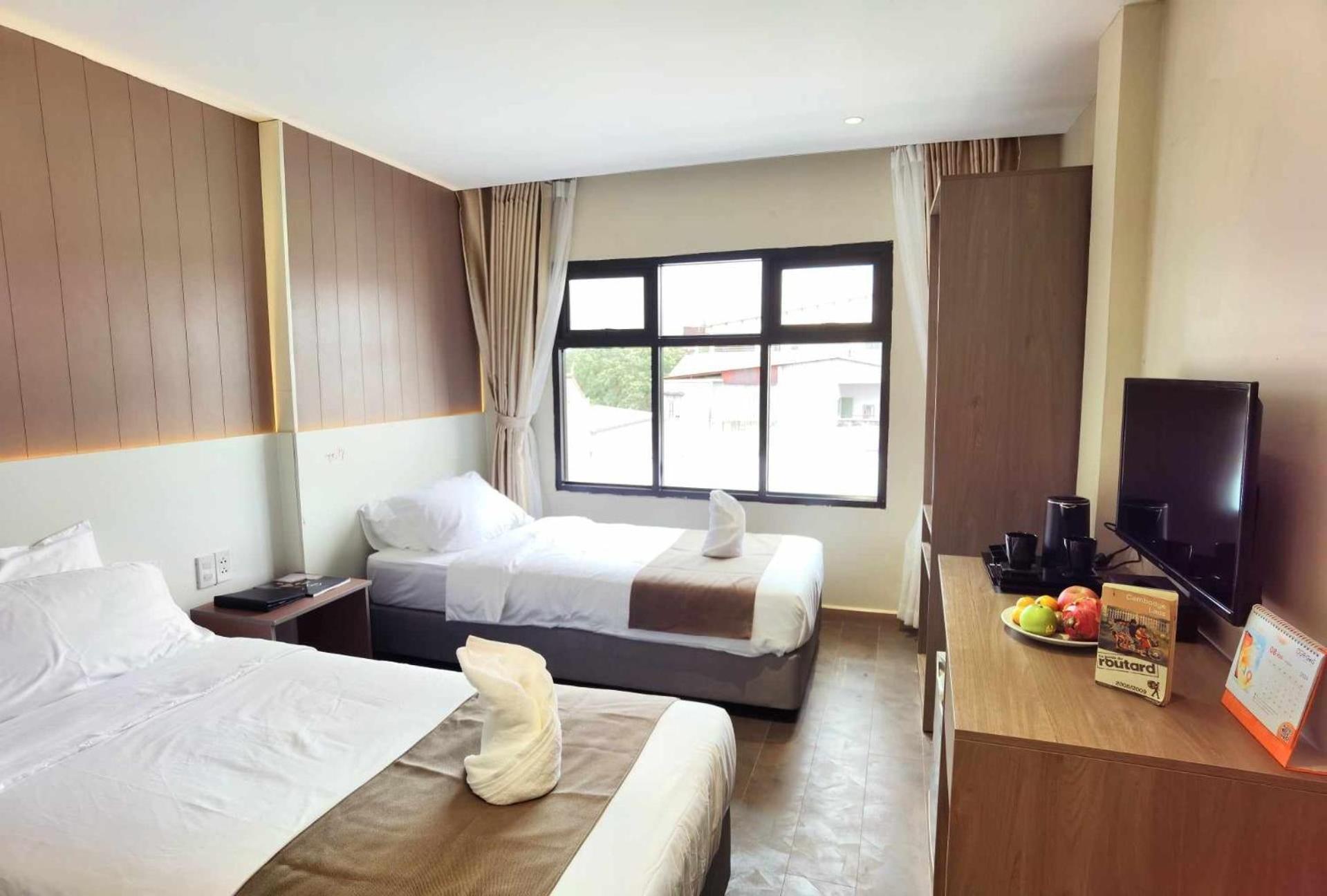 Lucie Hotel 비엔티안 외부 사진