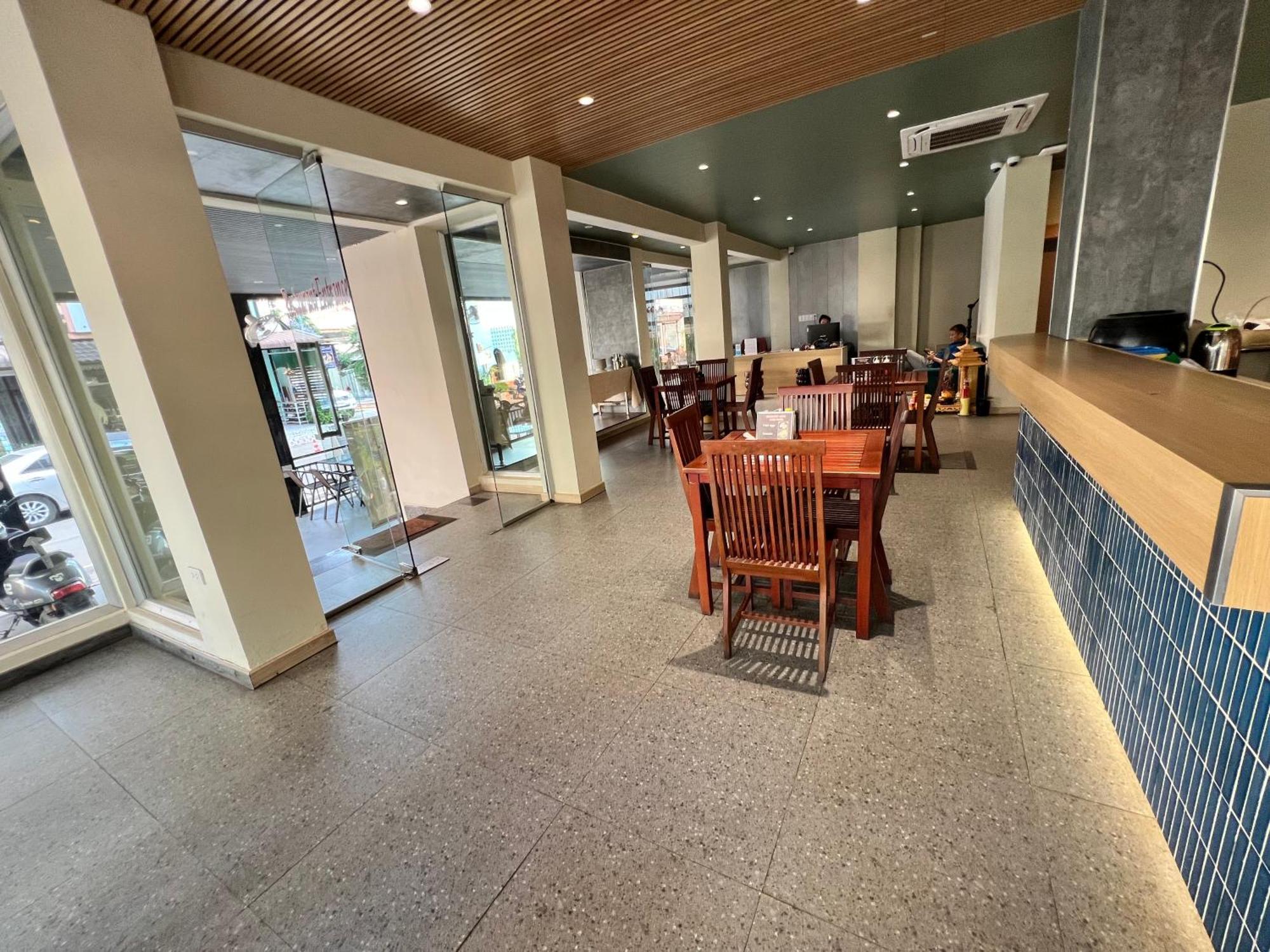Lucie Hotel 비엔티안 외부 사진