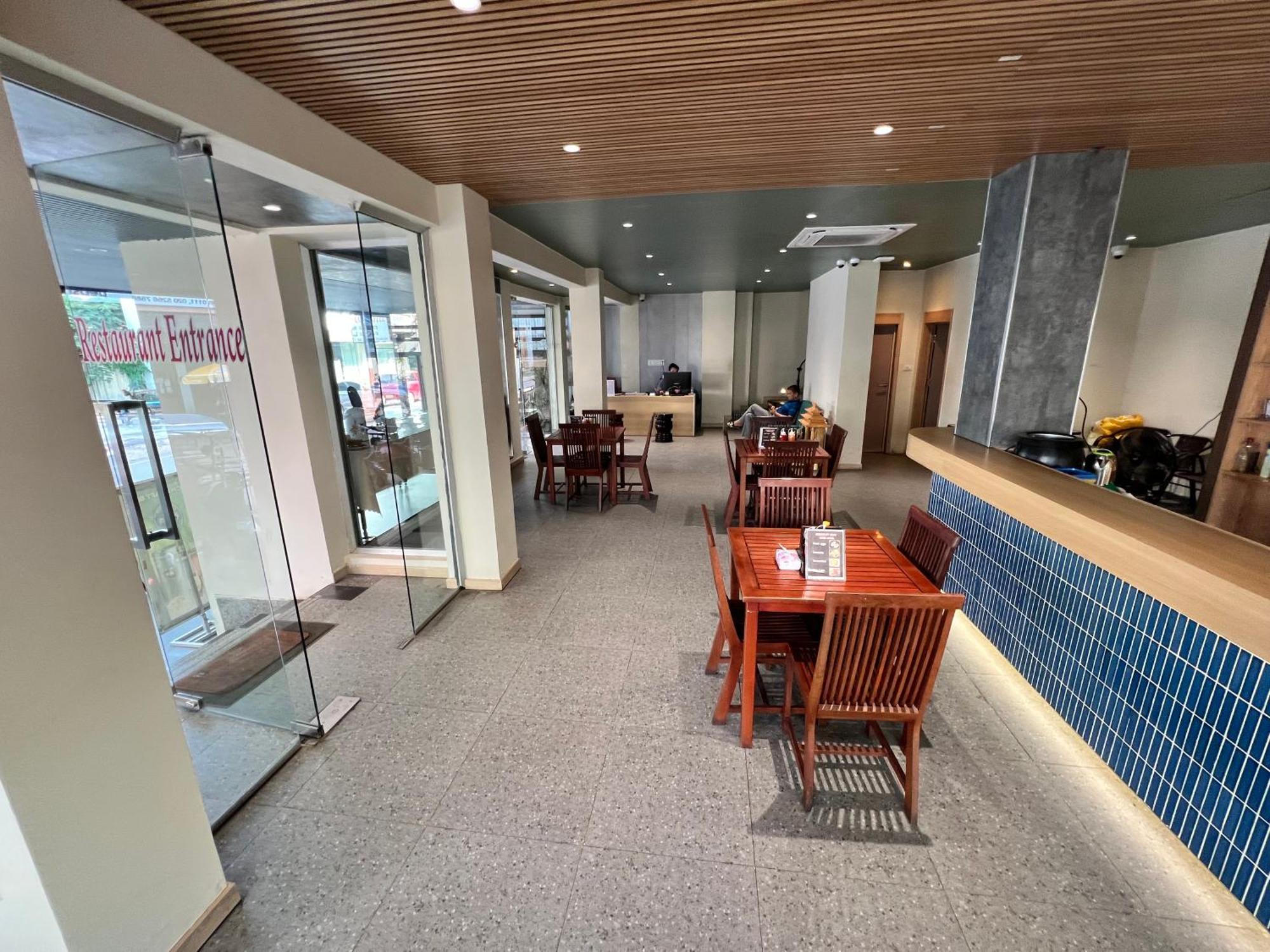 Lucie Hotel 비엔티안 외부 사진